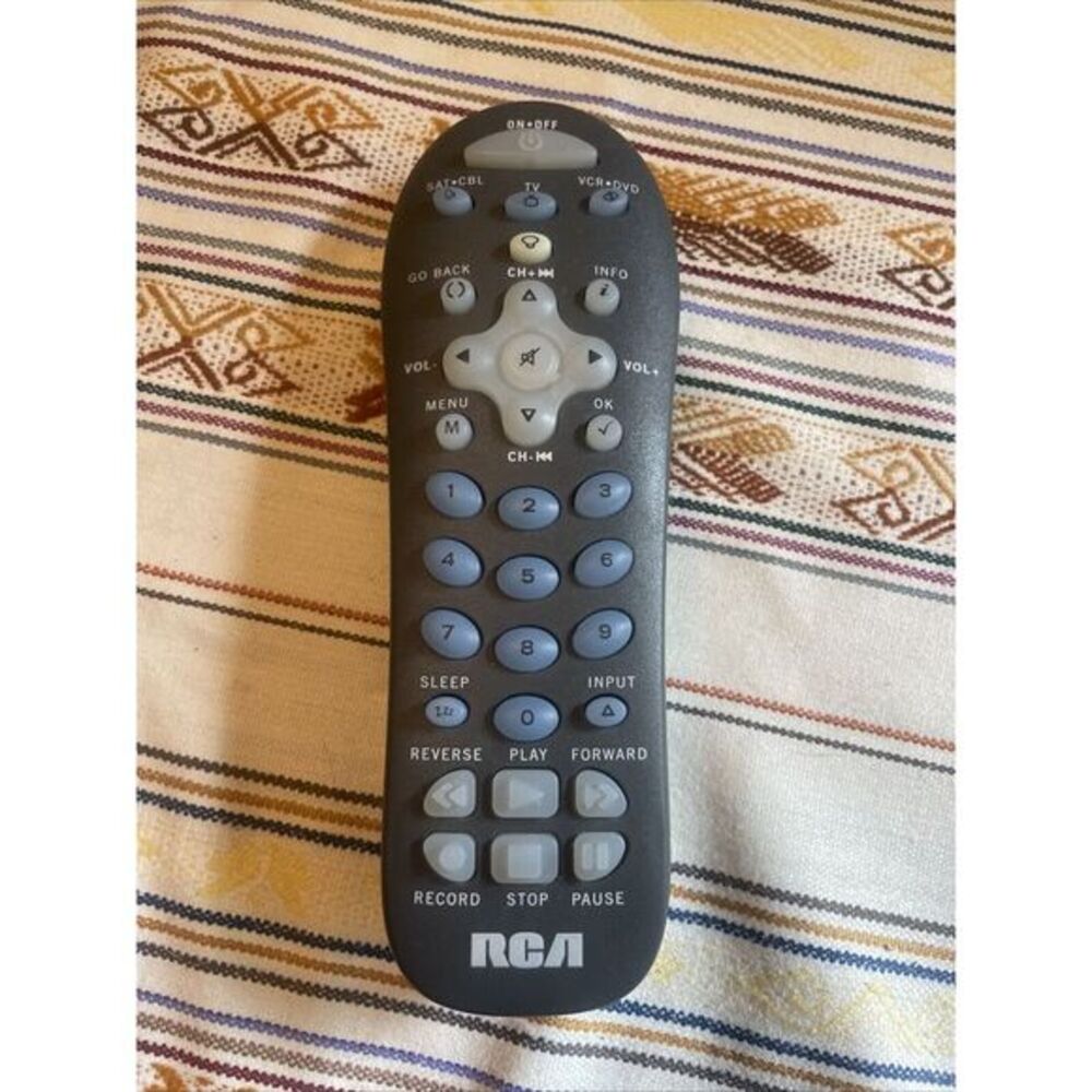 RCA Universal Remote Control Black RCR311W Wireless 3 Devices - Great Condition